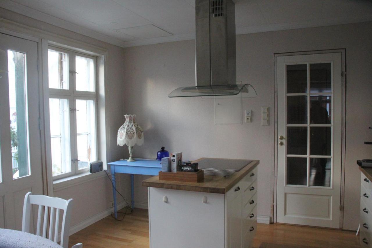 Gamle Apoteket I Gamle Skudeneshavn Appartement Buitenkant foto