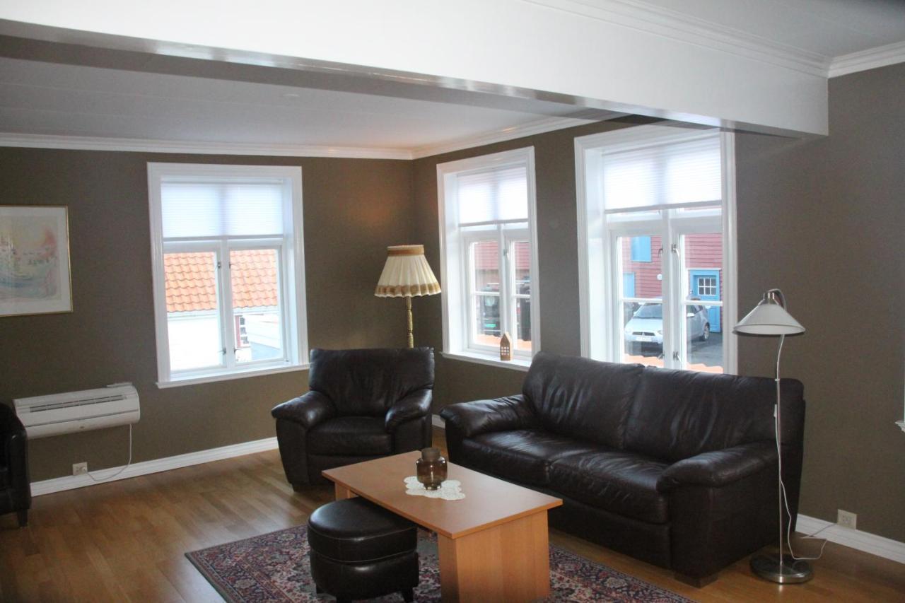 Gamle Apoteket I Gamle Skudeneshavn Appartement Buitenkant foto