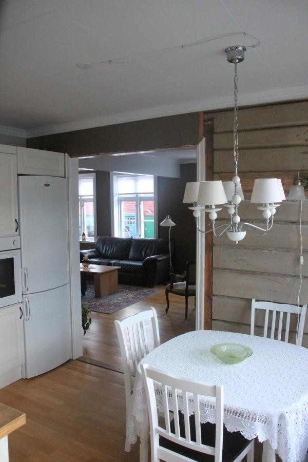 Gamle Apoteket I Gamle Skudeneshavn Appartement Buitenkant foto